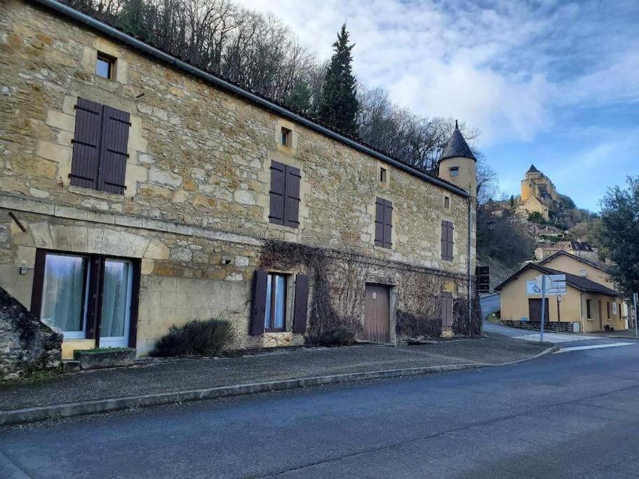 Studio Au Pied Du Chateau De Castelnaud Экстерьер фото